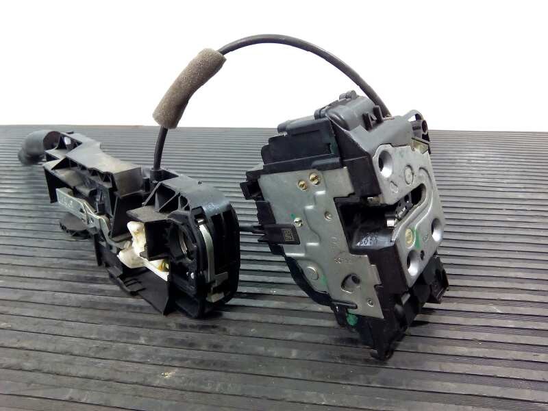 Recambio de cerradura puerta trasera derecha para renault scenic iii expression referencia OEM IAM PBT30  E1-A1-8-4