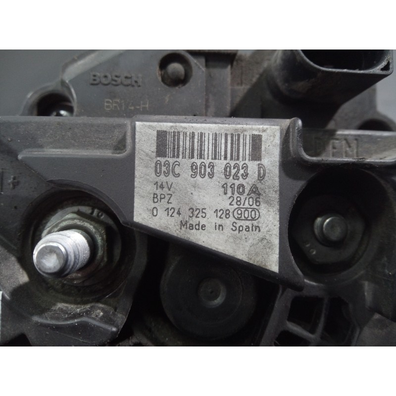 Recambio de alternador para volkswagen golf v berlina (1k1) gt sport referencia OEM IAM 03C903023D  P3-A4-22-4