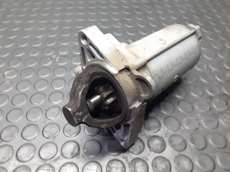 Recambio de motor arranque para nissan x-trail (t31) platinum 4x4 referencia OEM IAM 23300JG70A TS22E9 P3-B8-3-5