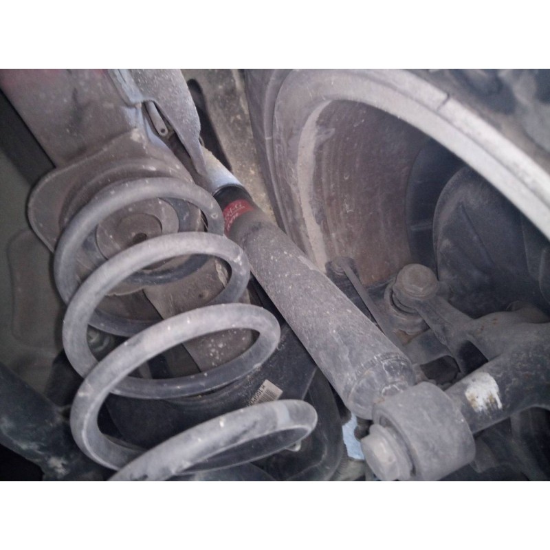 Recambio de amortiguador trasero derecho para volkswagen golf v berlina (1k1) gt sport referencia OEM IAM   