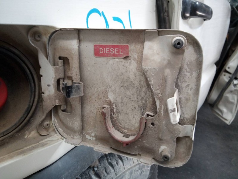 Recambio de tapa exterior combustible para nissan terrano/terrano.ii (r20) slx familiar referencia OEM IAM   