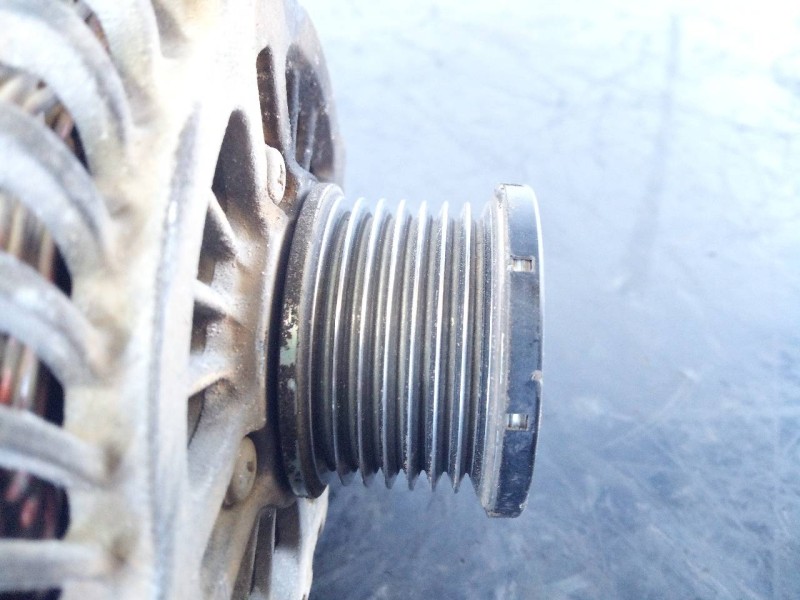 Recambio de alternador para renault koleos expression referencia OEM IAM 23100JG71A  P3-B5-27-3