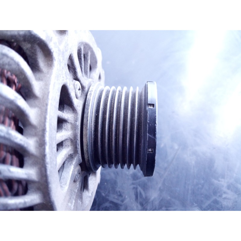 Recambio de alternador para nissan x-trail (t31) se referencia OEM IAM 23100JG71A A3TJ2481 P3-A4-8-4