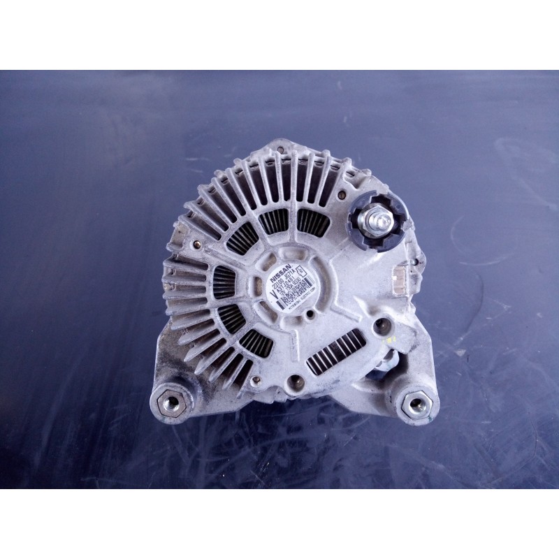 Recambio de alternador para nissan x-trail (t31) se referencia OEM IAM 23100JG71A A3TJ2481 P3-A4-8-4