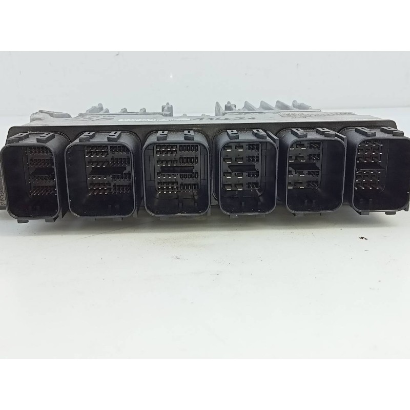 Recambio de centralita motor uce para bmw serie 3 berlina (g20) 318d sport line referencia OEM IAM 782409901 0281039324 E2-A1-39