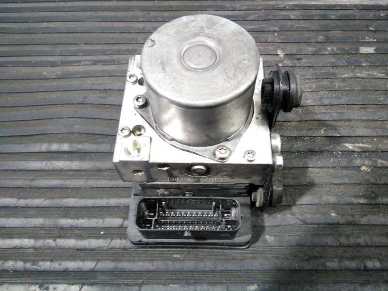 Recambio de abs para skoda rapid ambition referencia OEM IAM 6R0614517BD K03GNOA00IUF2R P3-A8-18-4