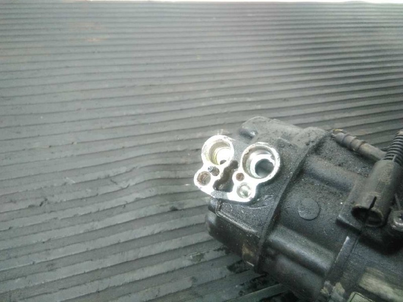 Recambio de compresor aire acondicionado para bmw x3 (e83) 2.0d referencia OEM IAM 690564307 A4101130A022 P3-A2-5-1