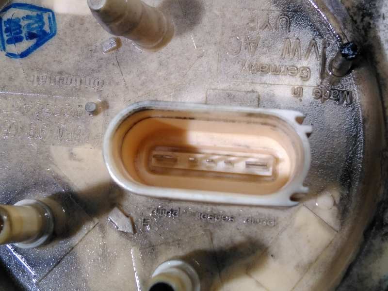 Recambio de aforador para skoda rapid ambition referencia OEM IAM 6R0919050K A2C53437294 P3-B6-28-1