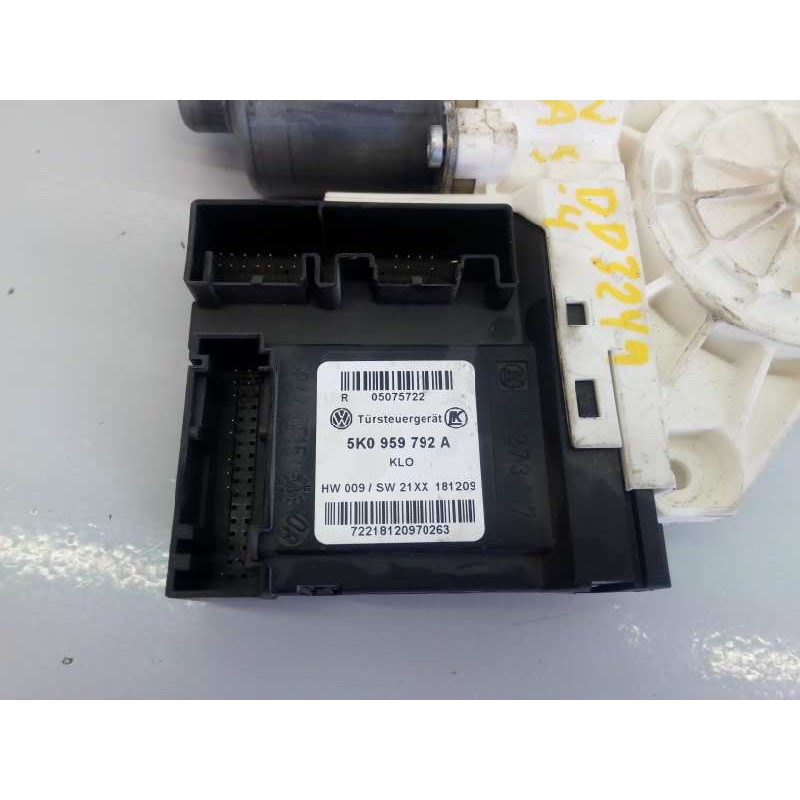 Recambio de motor elevalunas delantero derecho para volkswagen tiguan (5n1) advance bluemotion referencia OEM IAM 5N183730E  E1-