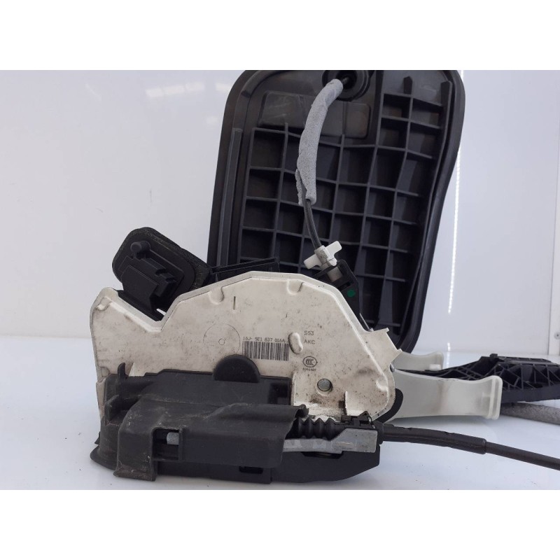 Recambio de cerradura puerta delantera derecha para skoda rapid ambition referencia OEM IAM 5E1837016A  E1-A5-4-1