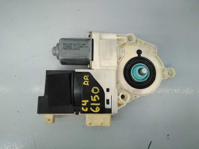 Recambio de motor elevalunas delantero derecho para citroën c4 coupe collection referencia OEM IAM 997831101 7746004701 E1-A4-40