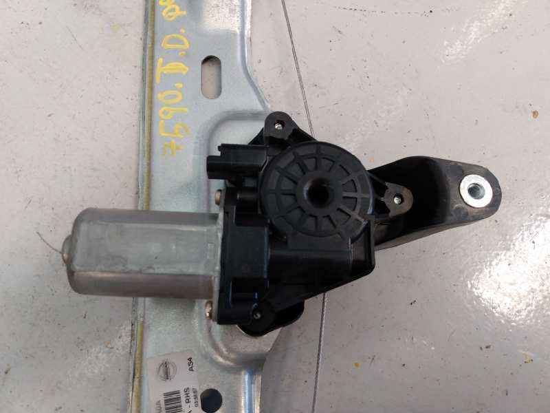 Recambio de elevalunas trasero derecho para nissan qashqai (j11) tekna referencia OEM IAM 827004EA0A  E2-A4-4-2