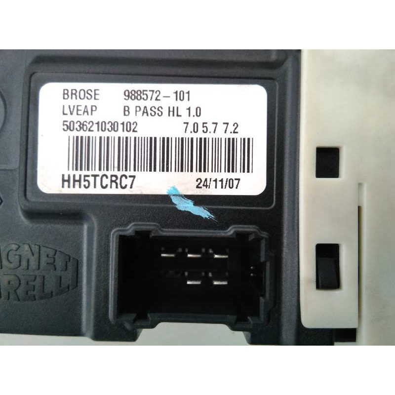 Recambio de motor elevalunas delantero derecho para renault laguna iii dynamique referencia OEM IAM 807300002R 0130822331 E1-A1-