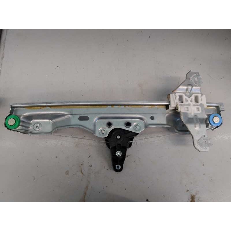 Recambio de elevalunas trasero derecho para nissan qashqai (j11) tekna referencia OEM IAM 827004EA0A  E2-A4-4-2