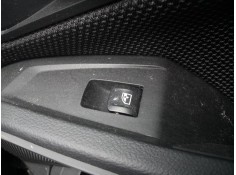 MANDO ELEVALUNAS TRASERO DERECHO 