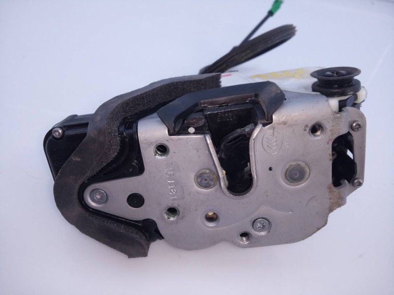 Recambio de cerradura puerta trasera izquierda para opel zafira (c) selective start/stop referencia OEM IAM   E2-B6-3-2