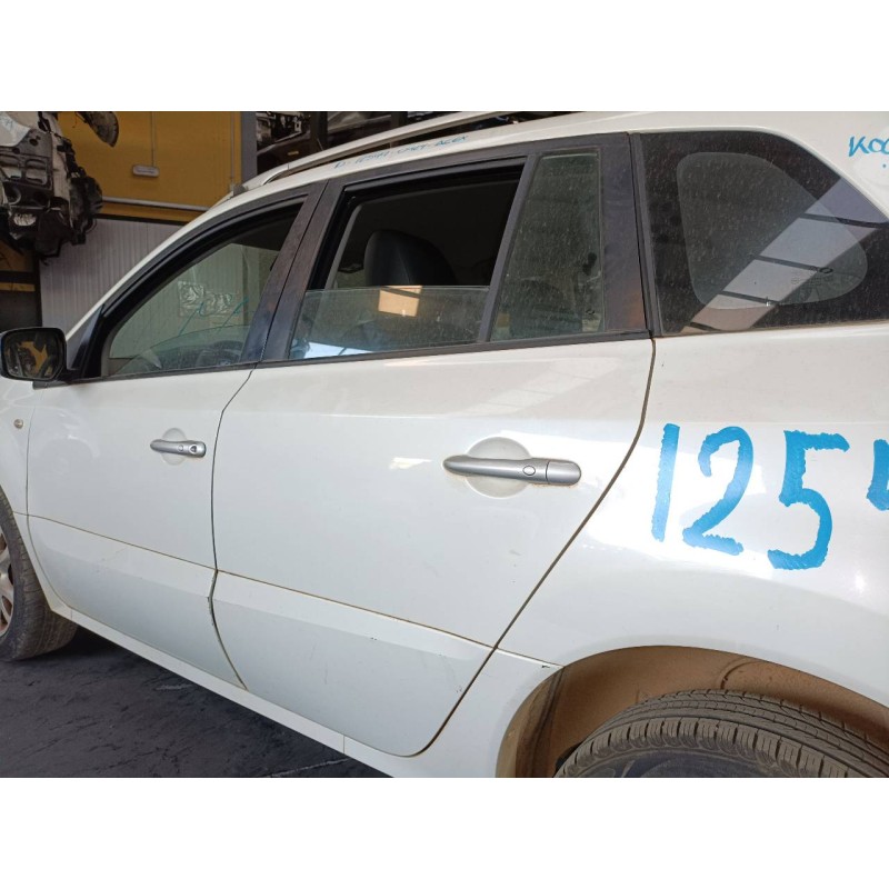 Recambio de puerta trasera izquierda para renault koleos expression referencia OEM IAM   