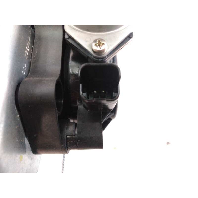 Recambio de elevalunas trasero izquierdo para nissan qashqai (j11) tekna referencia OEM IAM 827014EA0A  E2-A4-4-2