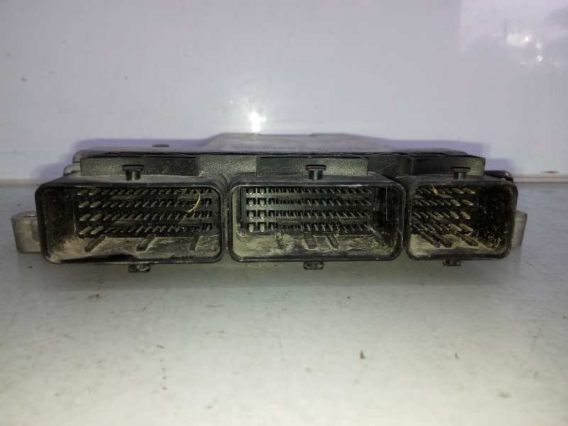 Recambio de centralita motor uce para dacia dokker ambiance referencia OEM IAM 237102213R 0281030439 E2-A1-38-8