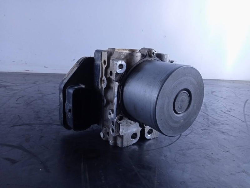 Recambio de abs para toyota rav 4 (a3) active referencia OEM IAM 8954142331 4454042201 P3-A8-8-4