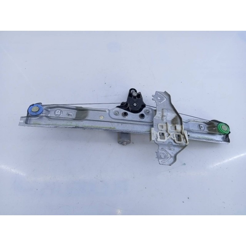 Recambio de elevalunas trasero derecho para nissan qashqai (j11) acenta referencia OEM IAM 827004EA0A  E2-A4-55-2