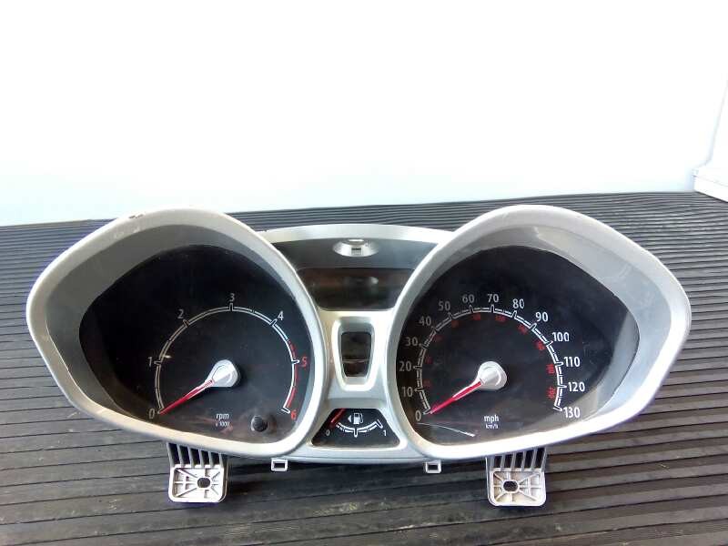 Recambio de cuadro instrumentos para ford fiesta (ccn) referencia OEM IAM 8A6T10849  E2-B3-57-2