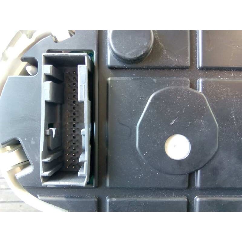 Recambio de cuadro instrumentos para ford fiesta (ccn) referencia OEM IAM 8A6T10849  E2-B3-57-2