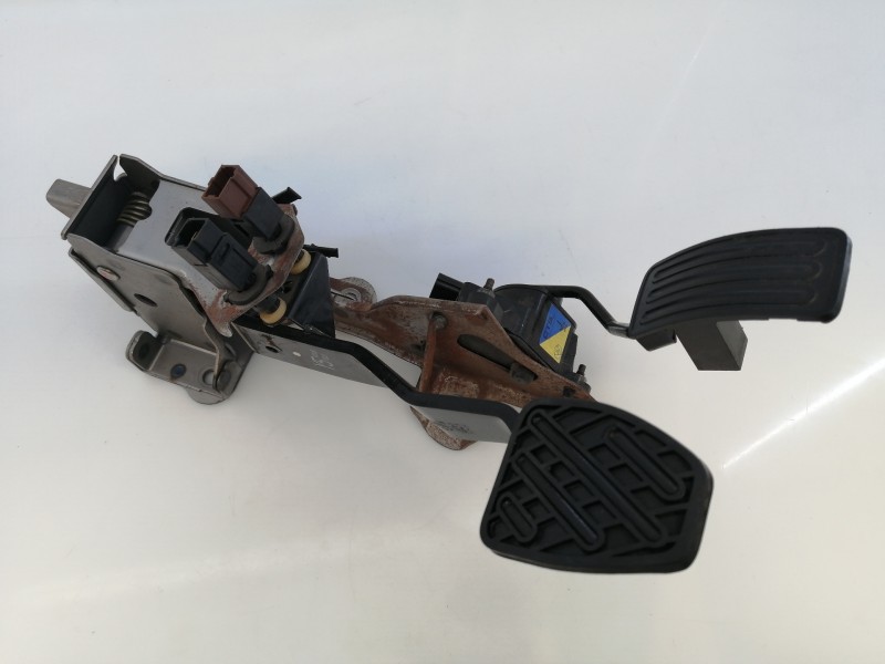 Recambio de pedal acelerador para nissan x-trail (t31) se referencia OEM IAM 0849A02244  E1-B5-15-1