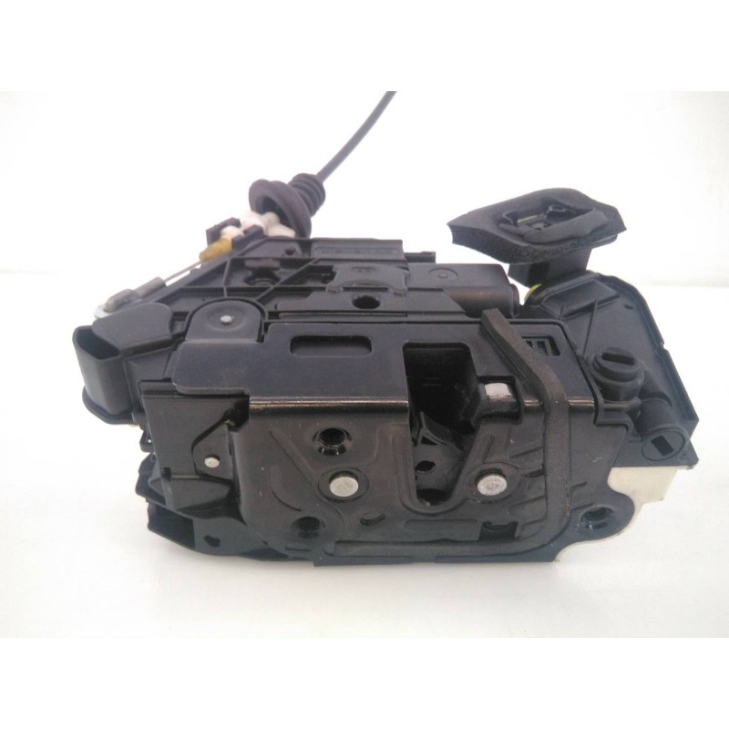 Recambio de cerradura puerta trasera derecha para skoda rapid ambition referencia OEM IAM 5E0839016A  E1-A5-8-1