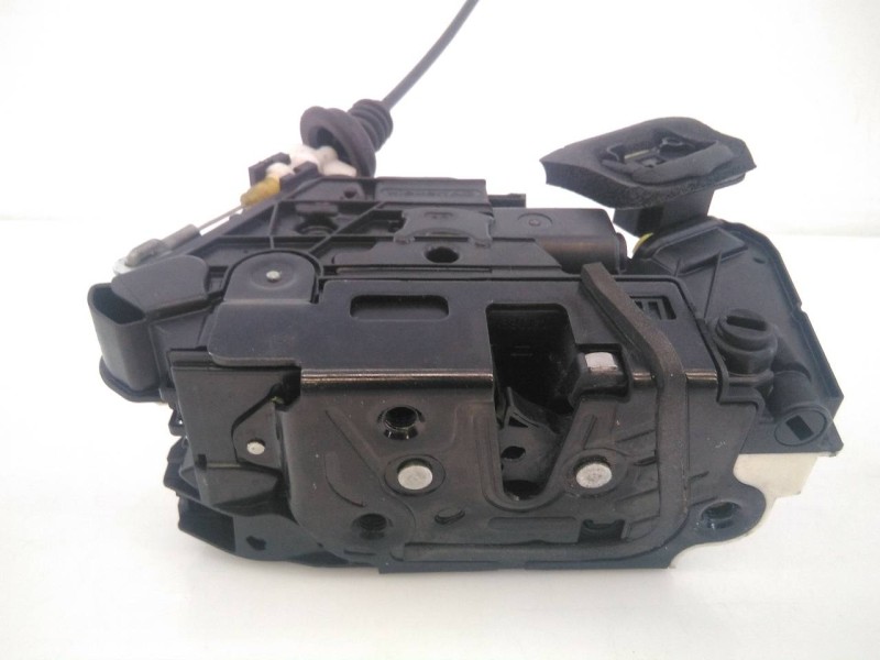 Recambio de cerradura puerta trasera derecha para skoda rapid ambition referencia OEM IAM 5E0839016A  E1-A5-8-1