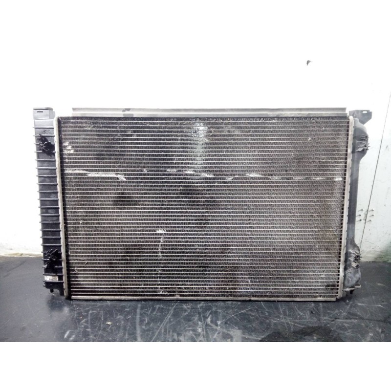 Recambio de radiador agua para audi a6 berlina (4f2) 2.7 tdi referencia OEM IAM 130656  P2-A6-8