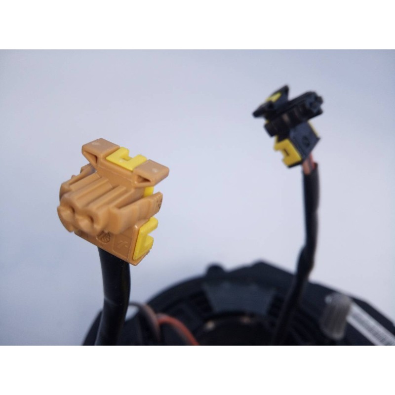 Recambio de anillo airbag para land rover discovery 4 tdv6 se referencia OEM IAM 120970371D  E3-B3-24-3