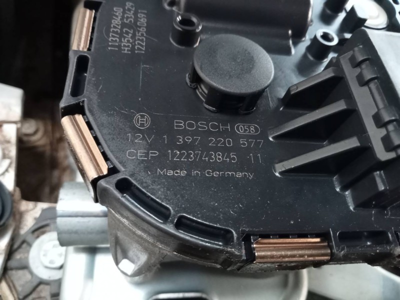 Recambio de motor limpia delantero para peugeot 5008 allure referencia OEM IAM 1397220577 1223743845 
