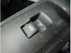 MANDO ELEVALUNAS TRASERO DERECHO 