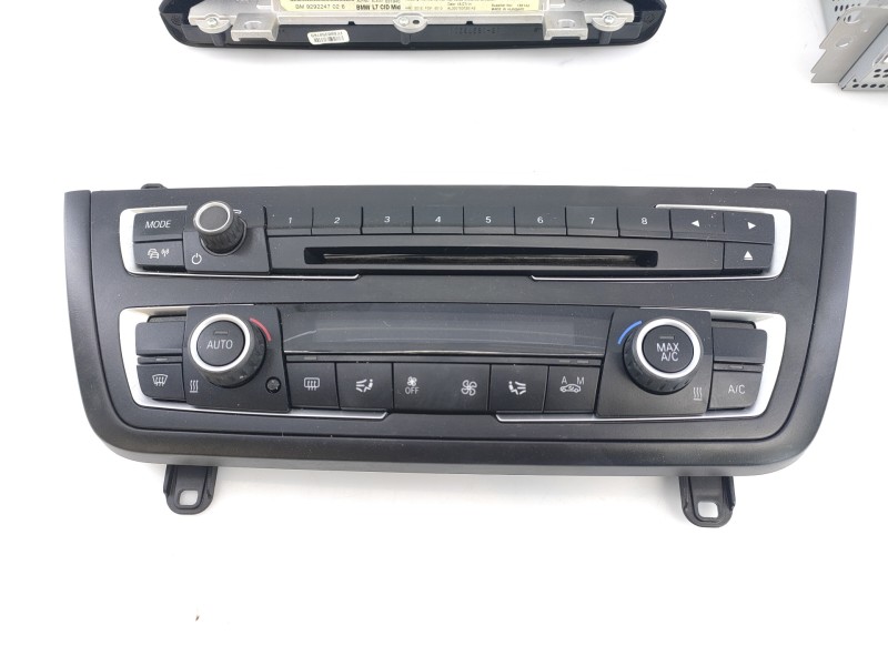 Recambio de sistema navegacion gps para bmw serie 3 lim. (f30) 320d referencia OEM IAM 9292247 9365843 E3-A2-50-1
