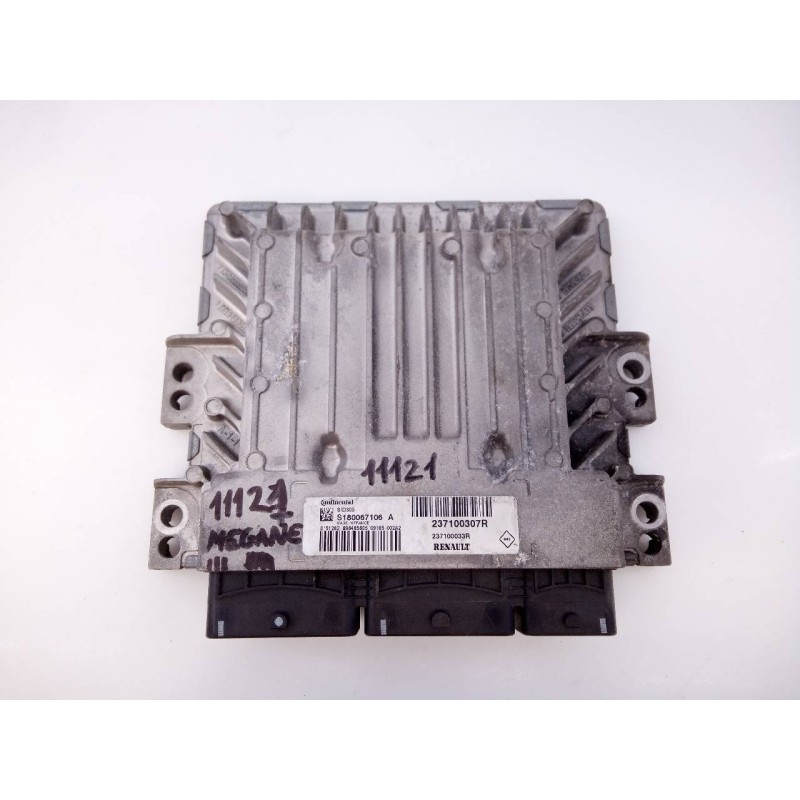 Recambio de centralita motor uce para renault megane iii coupe dynamique referencia OEM IAM 237100307R S180067106A E2-A1-43-3