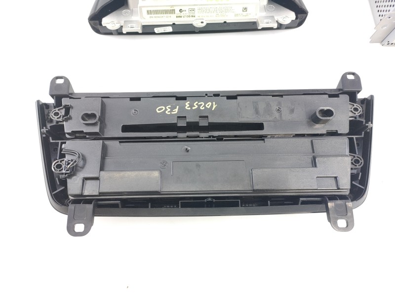 Recambio de sistema navegacion gps para bmw serie 3 lim. (f30) 320d referencia OEM IAM 9292247 9365843 E3-A2-50-1