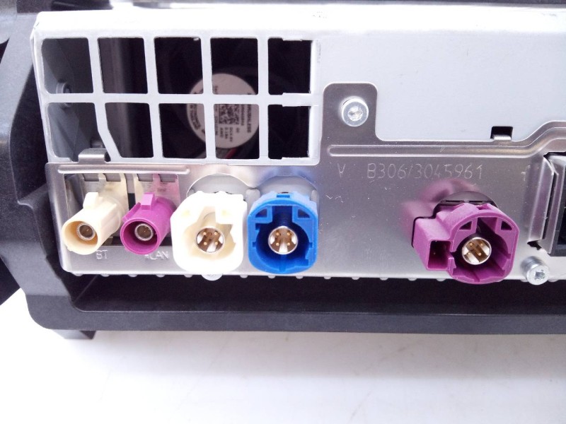 Recambio de sistema navegacion gps para bmw serie 3 berlina (g20) 318d sport line referencia OEM IAM 6550982655503 65825A371B201