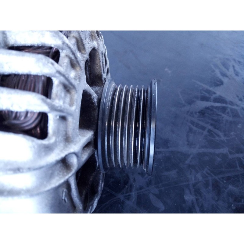 Recambio de alternador para opel astra j lim. excellence referencia OEM IAM 13586366 2618063A P3-A5-27-1