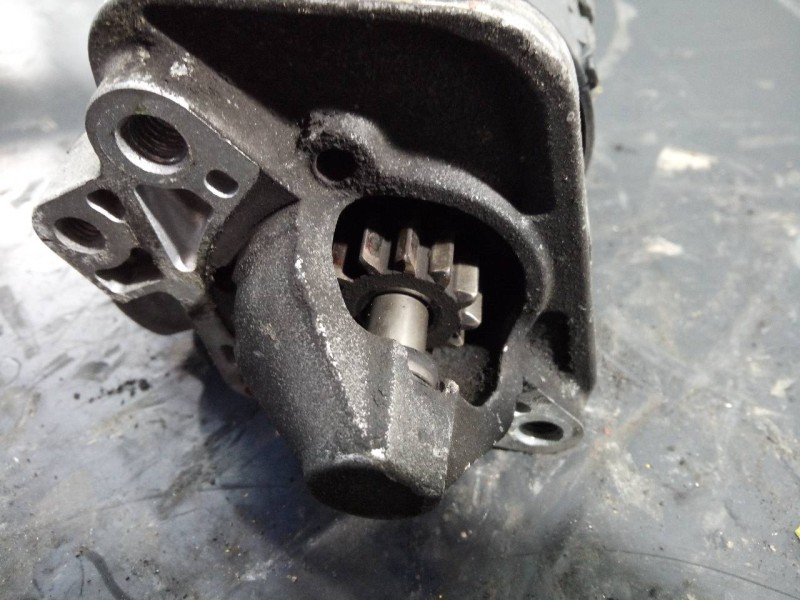 Recambio de motor arranque para renault megane iii coupe dynamique referencia OEM IAM 8200584675B M000T87881 P3-B7-17-2