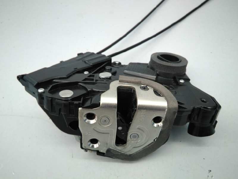 Recambio de cerradura puerta delantera derecha para toyota yaris active referencia OEM IAM 27049  E2-B4-15-1