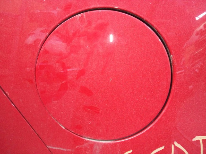 Recambio de tapa exterior combustible para opel zafira (c) selective start/stop referencia OEM IAM   