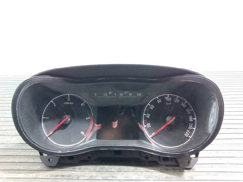 Recambio de cuadro instrumentos para opel corsa e color edition ecoflex referencia OEM IAM 39022771  E3-A5-28-5
