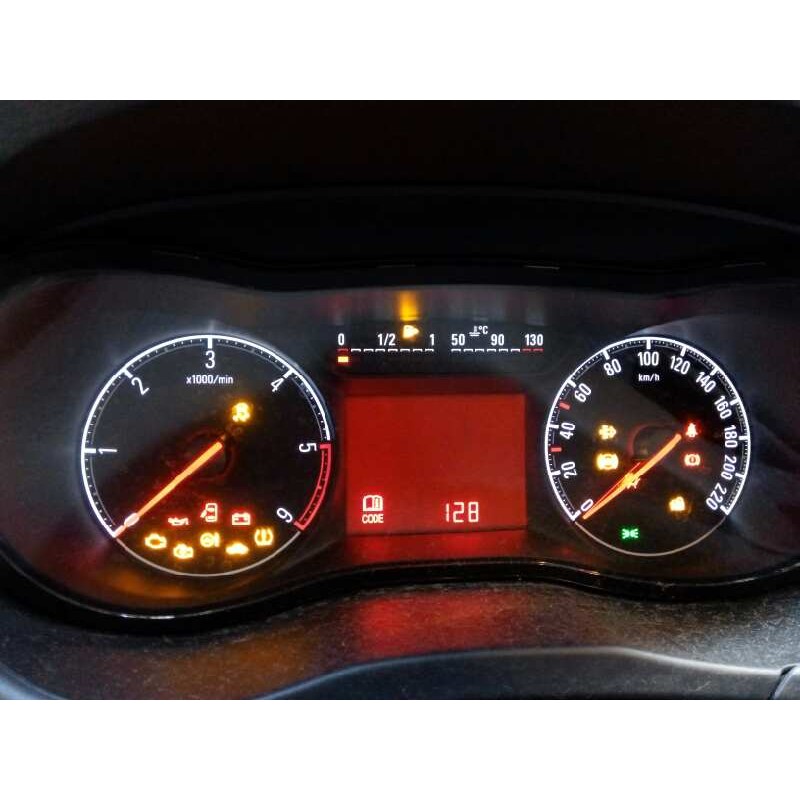 Recambio de cuadro instrumentos para opel corsa e color edition ecoflex referencia OEM IAM 39022771  E3-A5-28-5