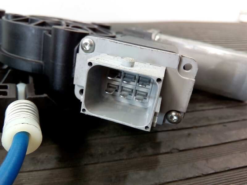 Recambio de elevalunas delantero izquierdo para opel corsa e color edition ecoflex referencia OEM IAM 13447038  E2 -B6-23-1