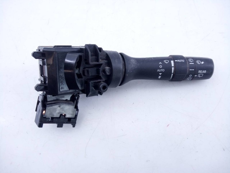 Recambio de mando limpia para toyota rav 4 (a3) active referencia OEM IAM 173848  E3-B2-18-2