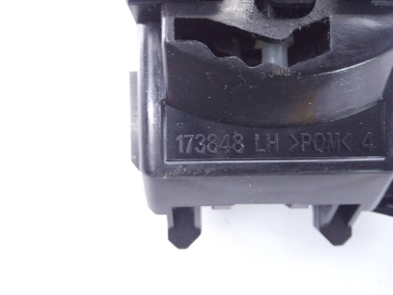 Recambio de mando limpia para toyota rav 4 (a3) active referencia OEM IAM 173848  E3-B2-18-2