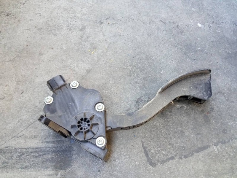 Recambio de pedal acelerador para toyota rav 4 (a3) active referencia OEM IAM 7811042011 1988008560 