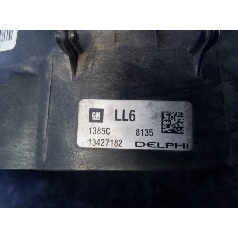 Recambio de electroventilador para opel astra j lim. excellence referencia OEM IAM 13427182 0120308486 P2--B8-8
