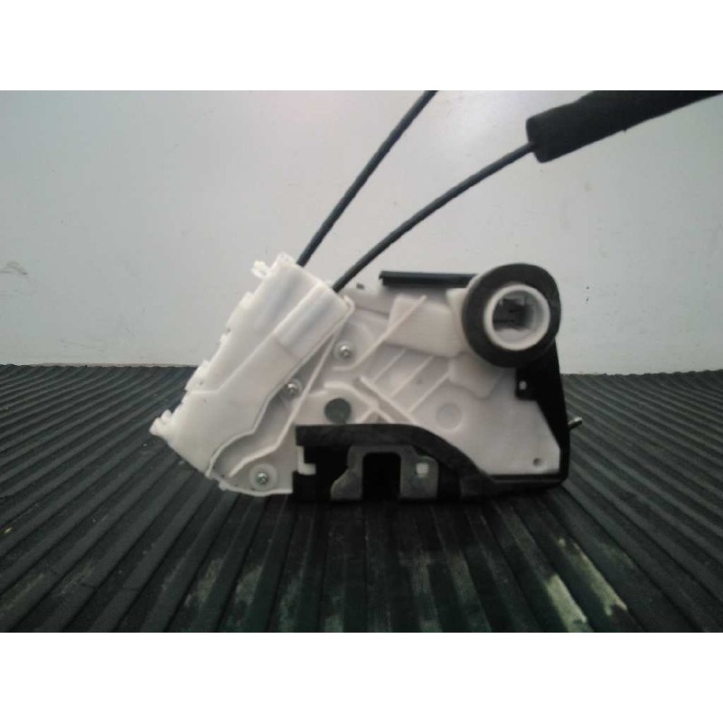 Recambio de cerradura puerta delantera derecha para subaru outback (b15) comfort referencia OEM IAM A044900 M11PAC E2-A5-11-2